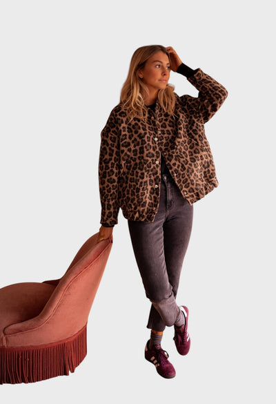 Avely™ | Moderne leopardjakke