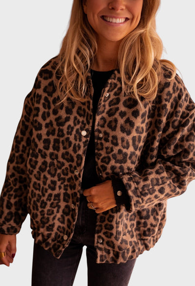 Avely™ | Moderne leopardjakke
